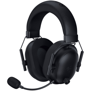 Razer BlackShark V2 HyperSpeed Gaming Headset Customized Dynamic 50 mm Driver Oval Ear Cushions 2.4 GHz wireless or Bluetooth or USB Breathable memory foam cushions Advanced Passive Noise Isolation THX Spatial Audio